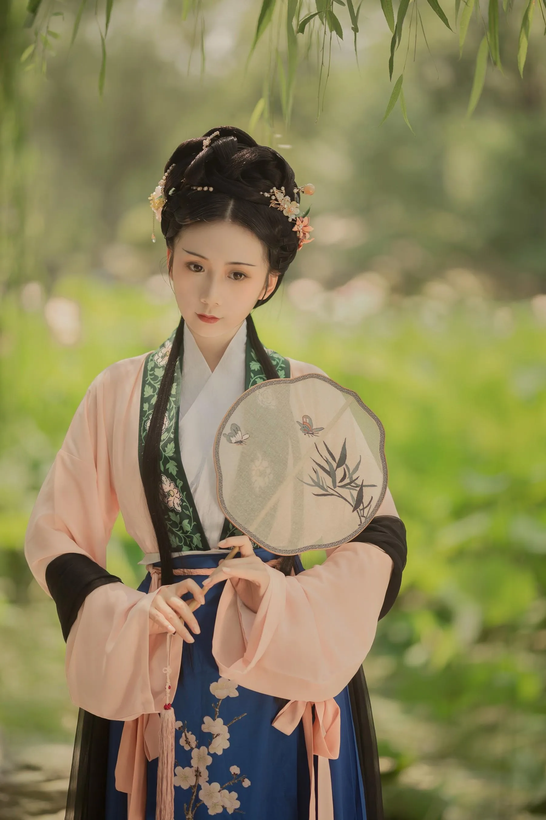 [YITUYU艺图语]2021.12.23 荷叶罗裙 绿绿子 [21P]插图6
